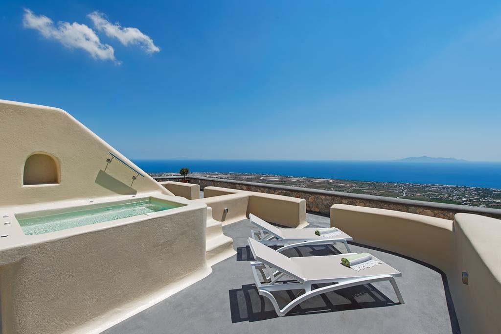 Skyfall Suites - Adults Only Pýrgos Rom bilde