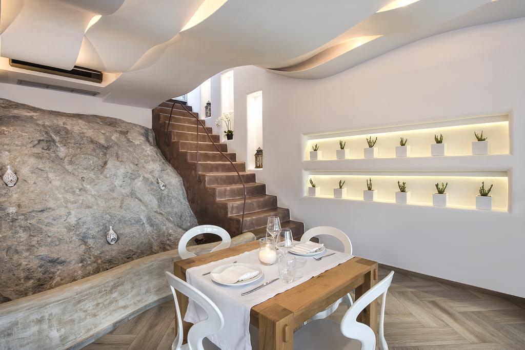 Skyfall Suites - Adults Only Pýrgos Eksteriør bilde