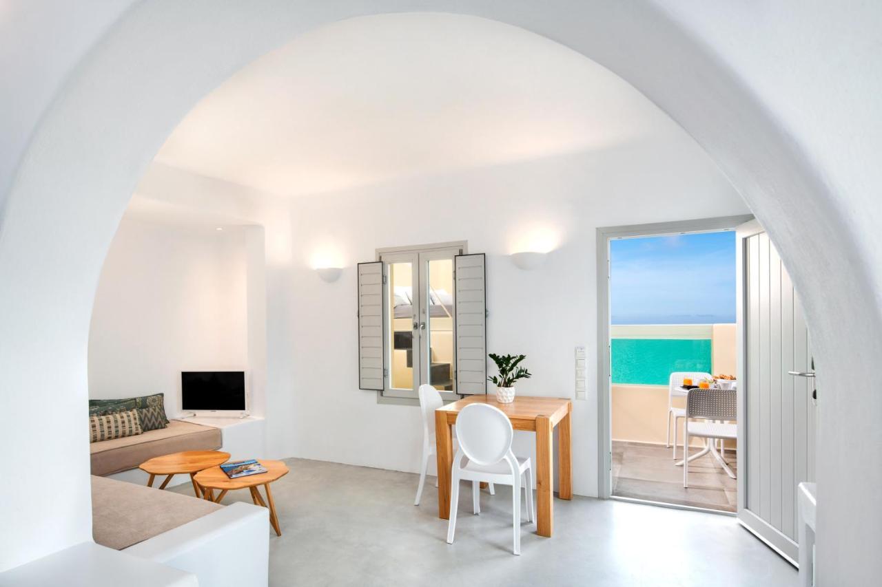 Skyfall Suites - Adults Only Pýrgos Eksteriør bilde